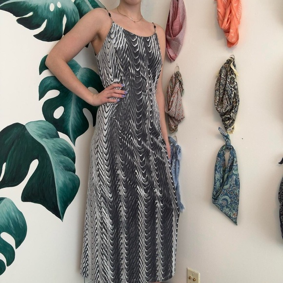 Scott McClintock Dresses & Skirts - Vintage Silver Velvet Gown